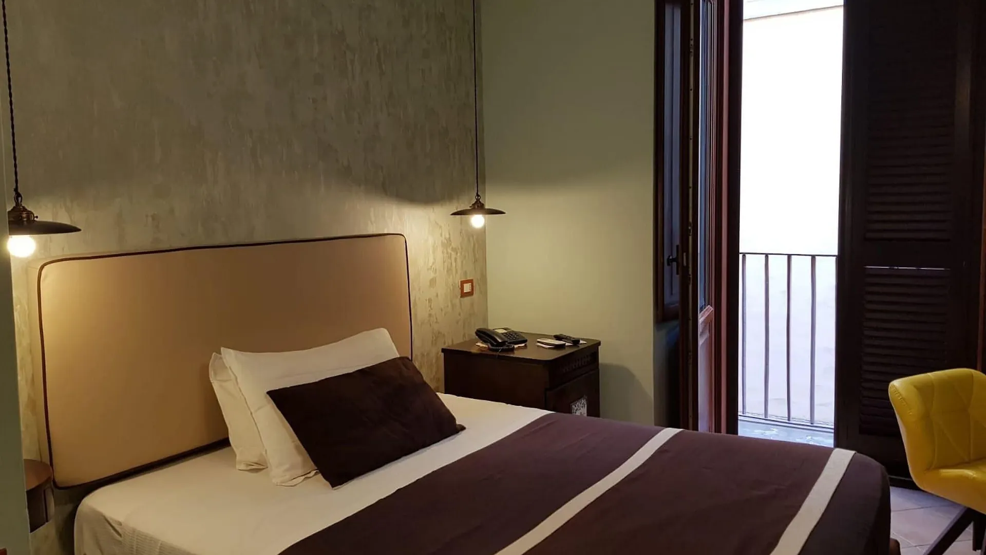 ***  Hotel Il Convento Nápoles Italia