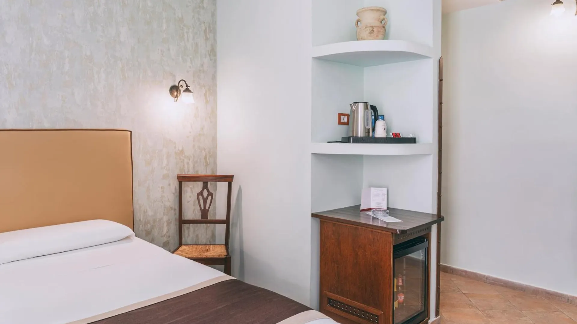 Hotel Il Convento Naples Italy
