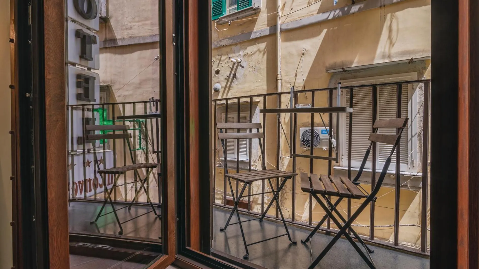 Hotel Il Convento Naples 3*,  Italy