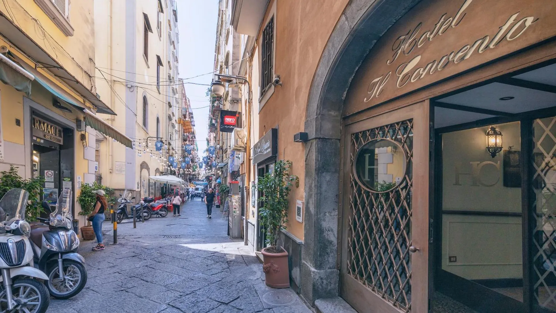 ***  Hotel Il Convento Naples Italy