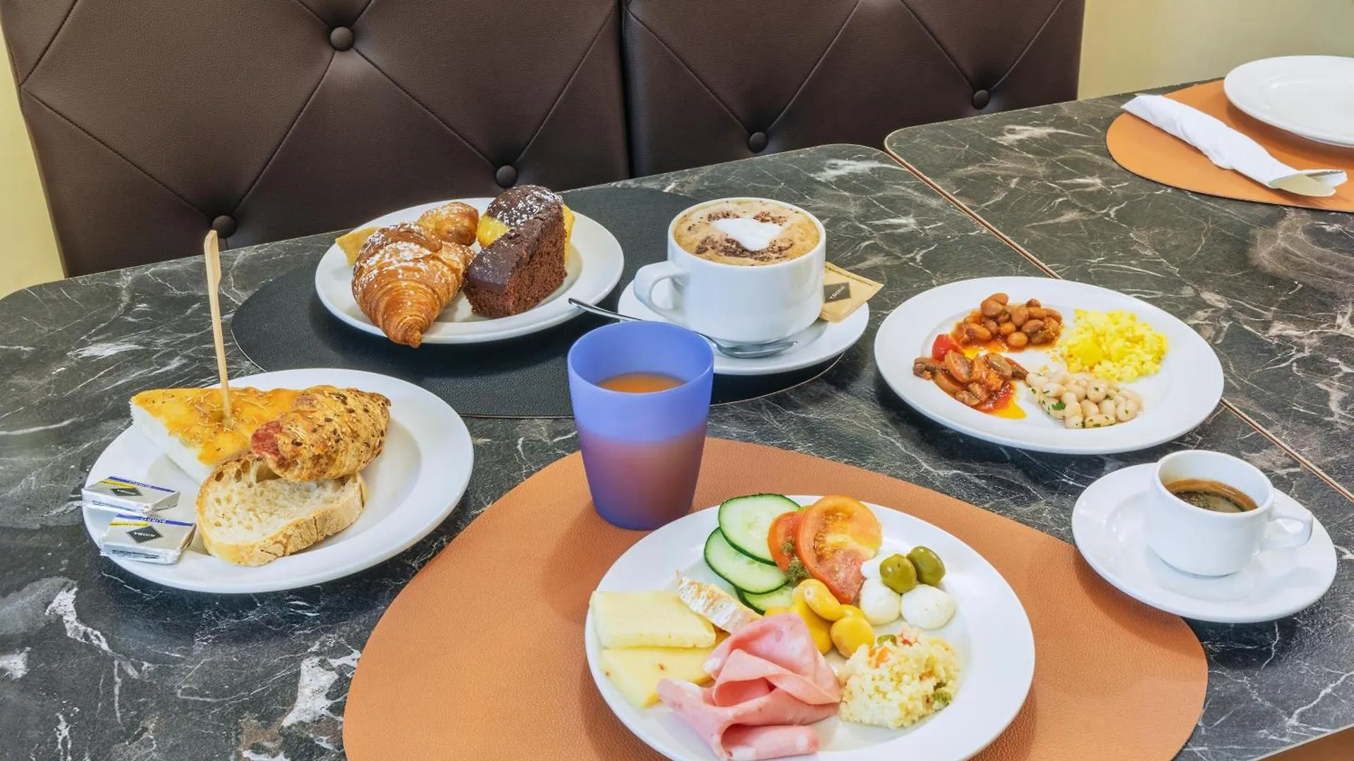 Hotel Il Convento Naples Italy